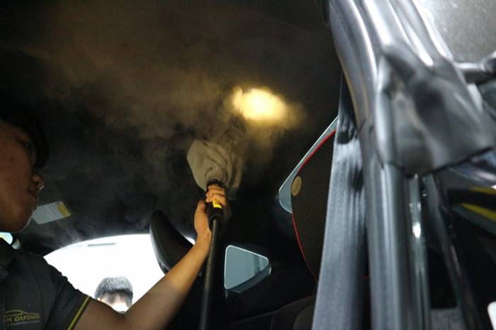 dịch vụ khử mùi nội thất ô tô